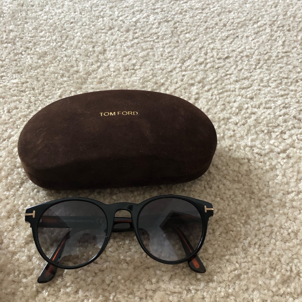 Authentic Tom Ford Sunglasses In Tortoise - image 5